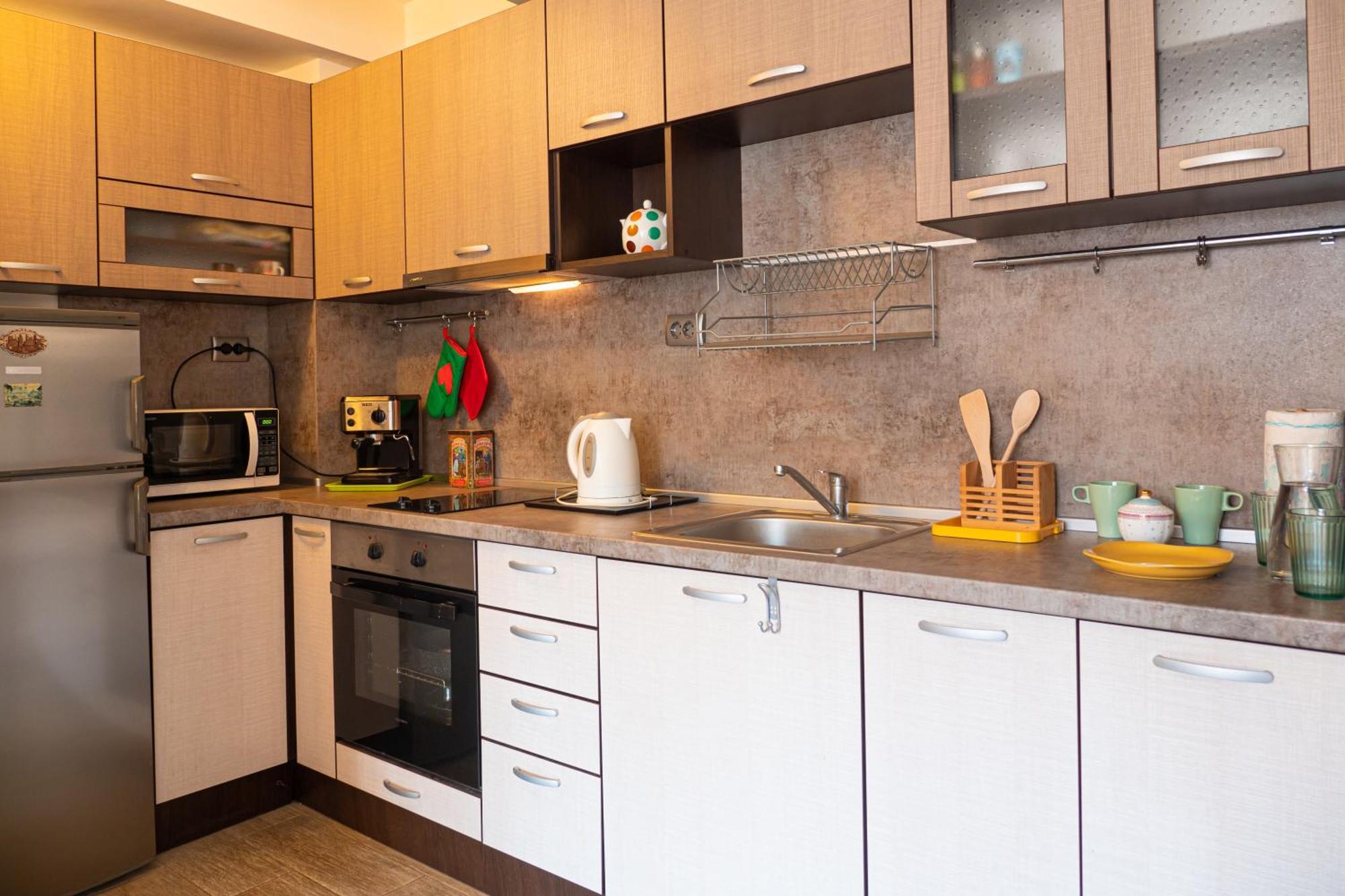 Cozy 1-bedroom 5 Min From The